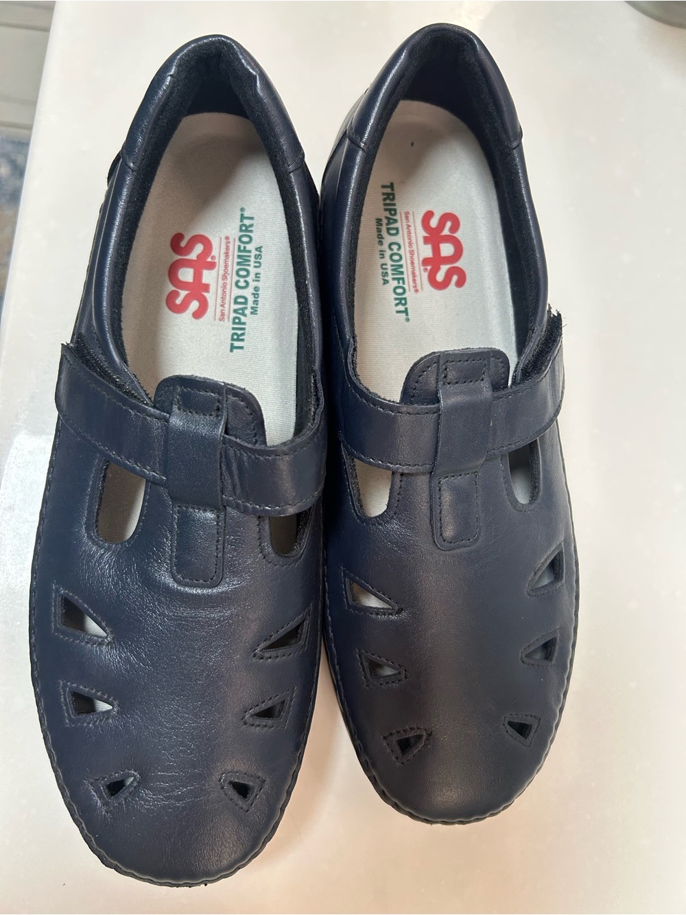 SAS ROAMER NEW Mary Jane style comfort shoes. Navy leather NWOB Size 9.5WW
